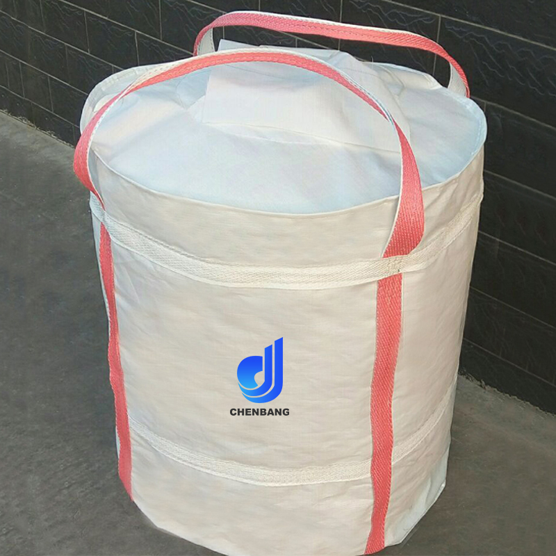 如何安全的卸出集裝袋里裝載的物體？